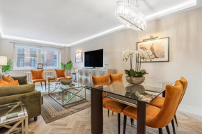 Charming 2Bedroom Apartment with Balcony Facing Harrods London